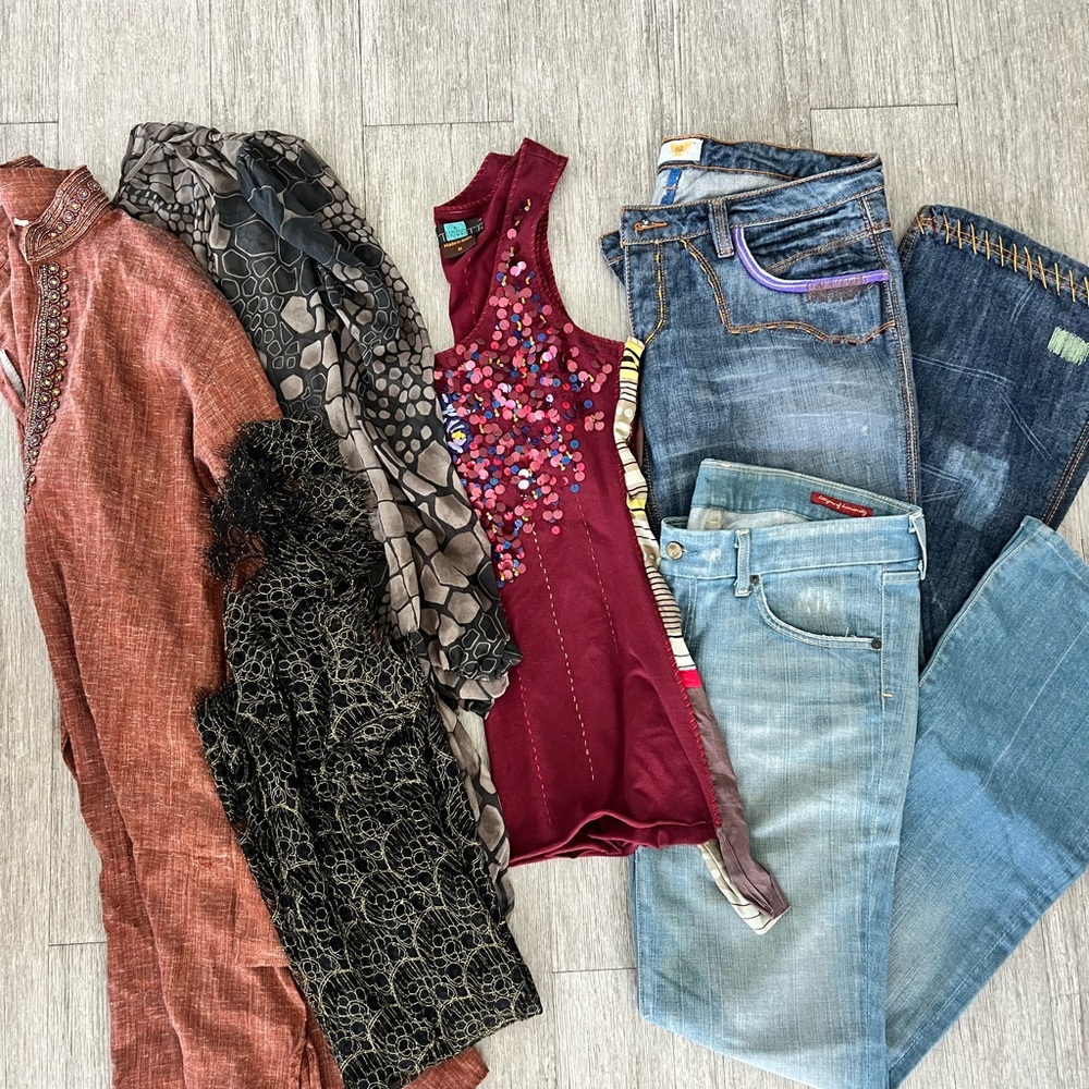 Women’s clothing bundle